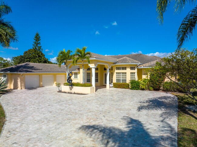 Building Photo - 8666 Marlamoor Ln