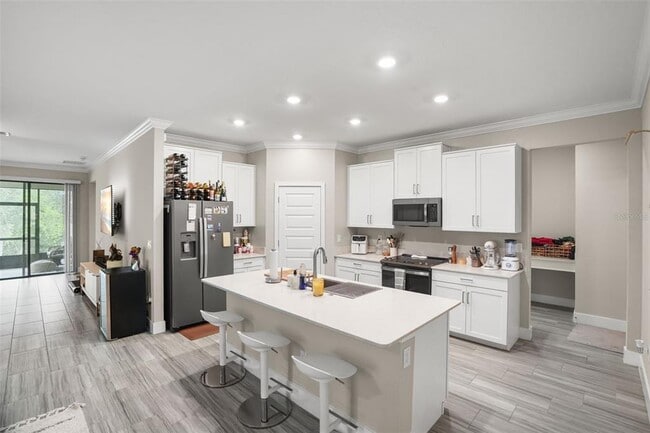 Building Photo - 9890 Red Bay Lp