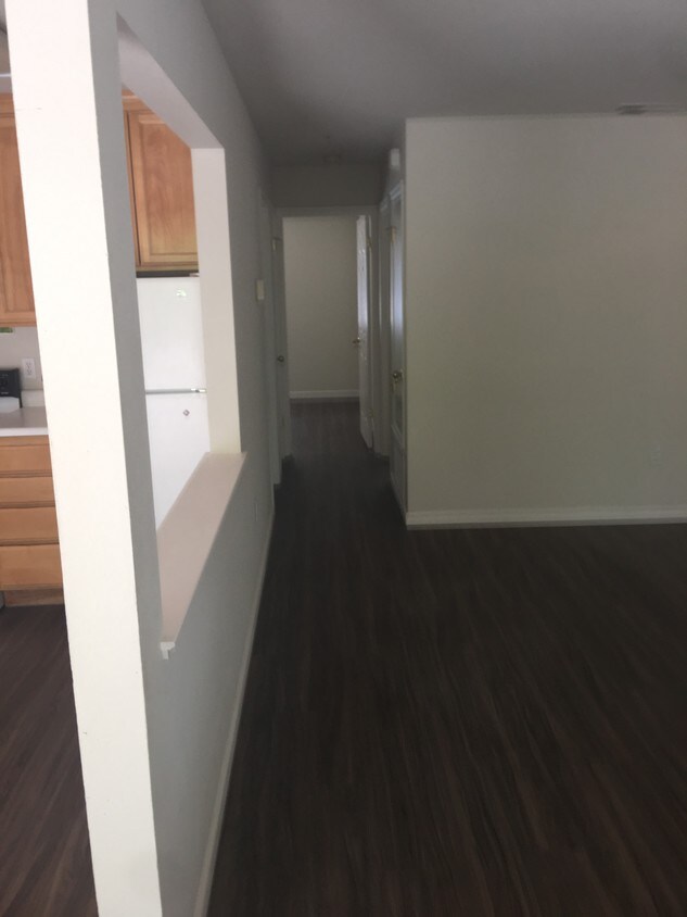 Building Photo - 1323 Leafwood Dr