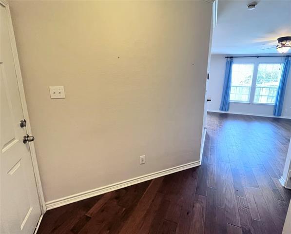 Foto del edificio - 5895 Clearwater Ct