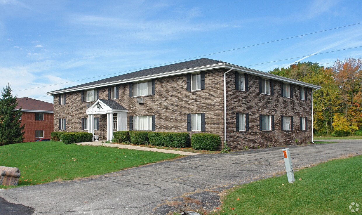 Foto principal - 4400 Kennedy Dr