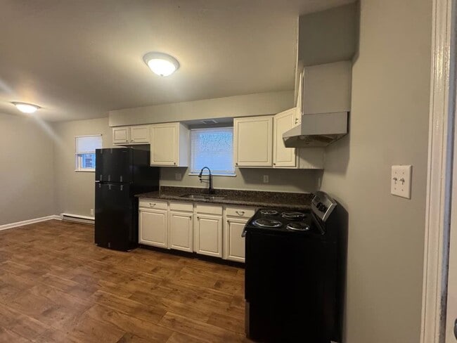 Photo - 1921 Chris Dr House