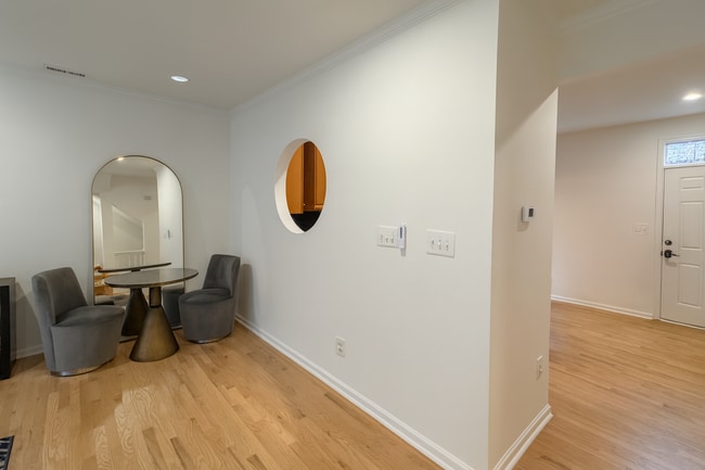 Building Photo - 250 W Bland St