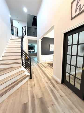 Building Photo - 5940 Sandhill Cir