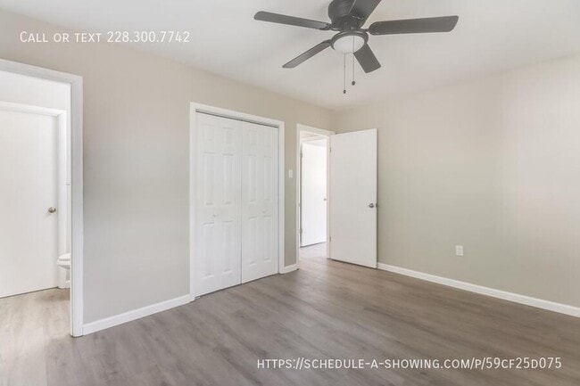 Building Photo - 1003 Wilson Dr