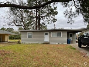Building Photo - 122 Emerite Dr