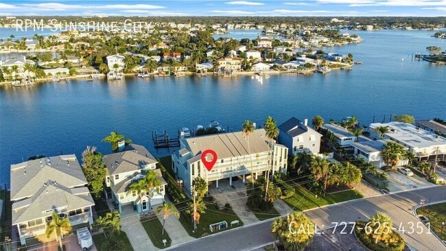 Building Photo - 2505 Bay Blvd