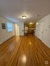 Building Photo - 90 Kibbe St