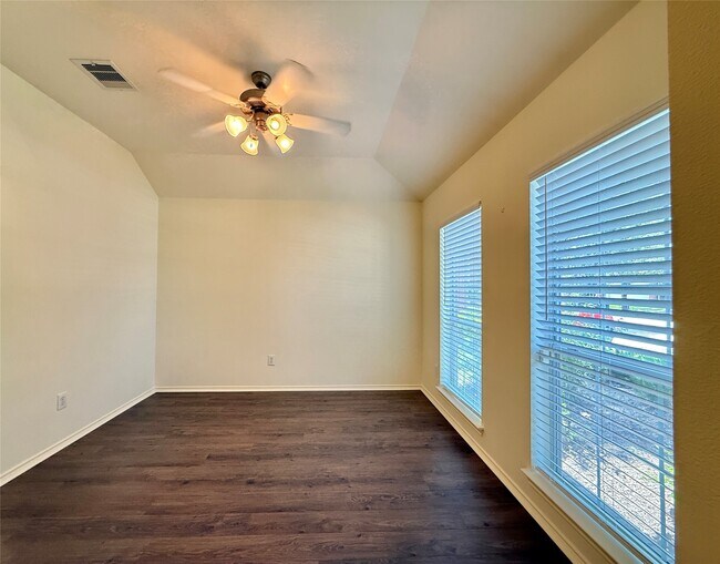 Building Photo - 20622 Tulip Blossom Ct