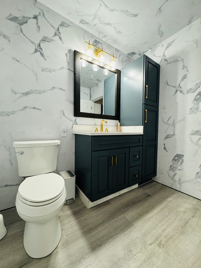 BATHROOM - 10244 Hedrick Ave