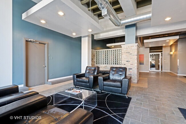 Foto del edificio - 1225 W Morse Ave