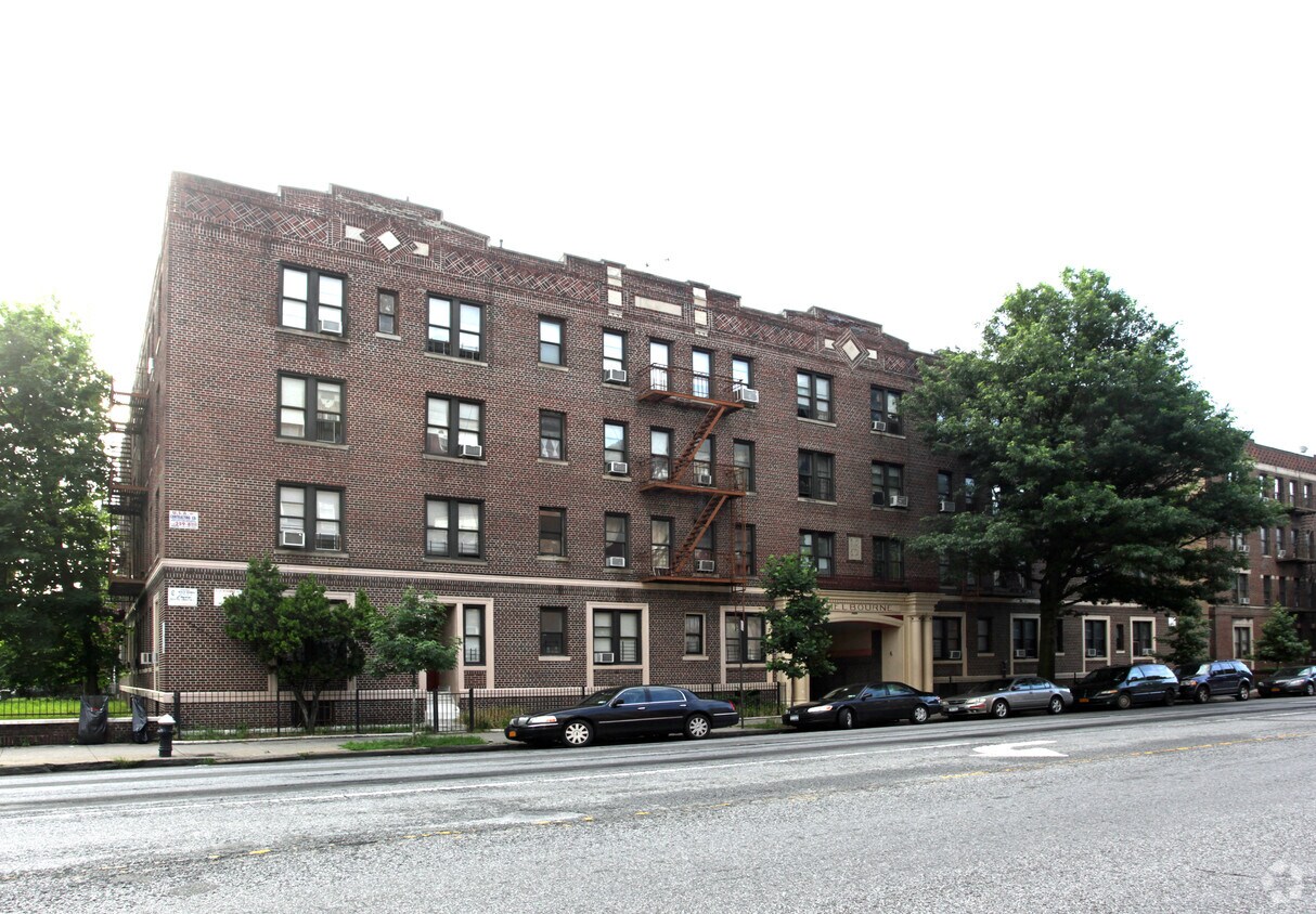 Building Photo - 1589 Ocean Ave