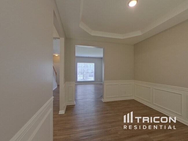Foto del edificio - 5322 Peachwood Dr