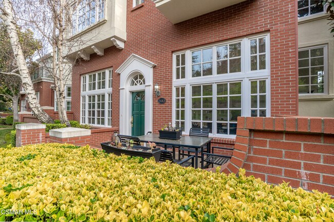 Foto del edificio - 2443 Swanfield Ct