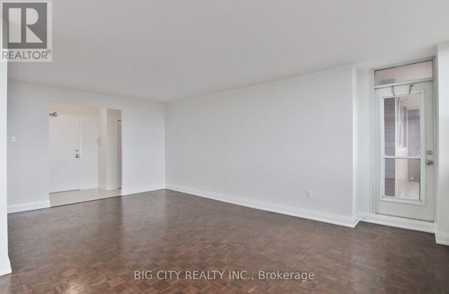 Building Photo - 185 Shaughnessy Blvd