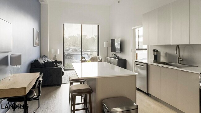 Foto del edificio - 1155 NE 126th St