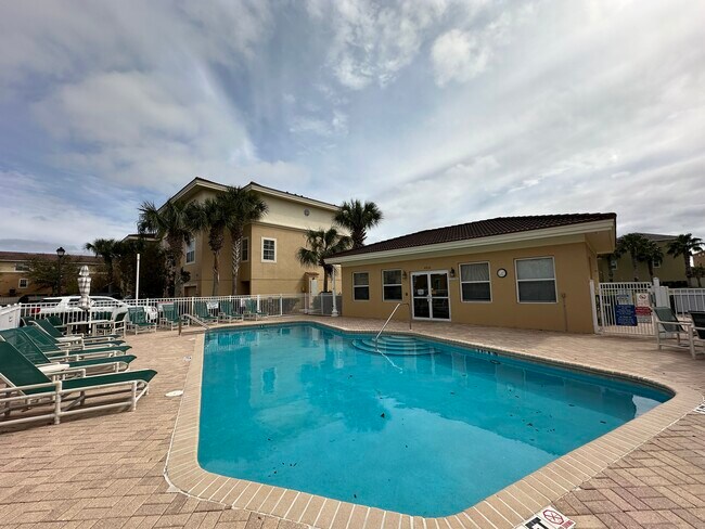 Foto del edificio - 5614 Red Snapper Ct