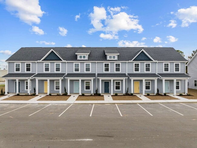 Building Photo - 2611 Virginia Mae Ln