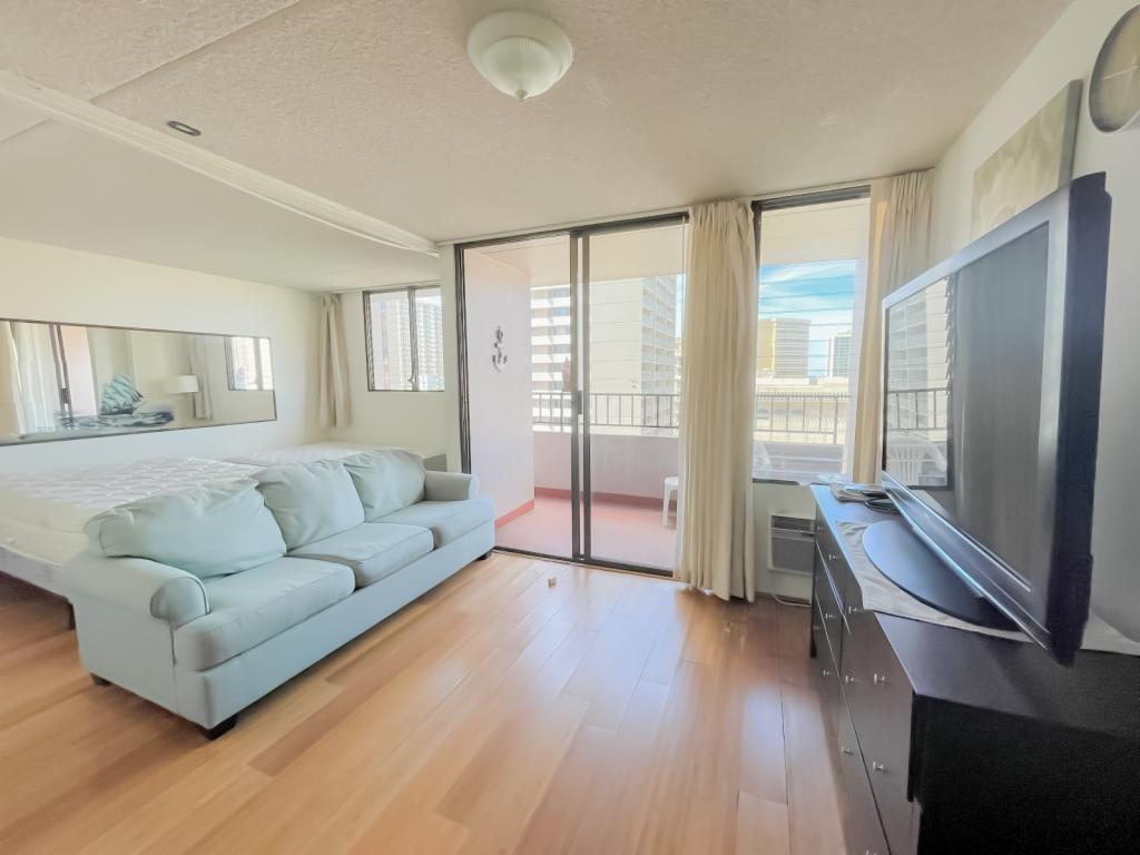 Foto principal - 2240 Kuhio Ave.