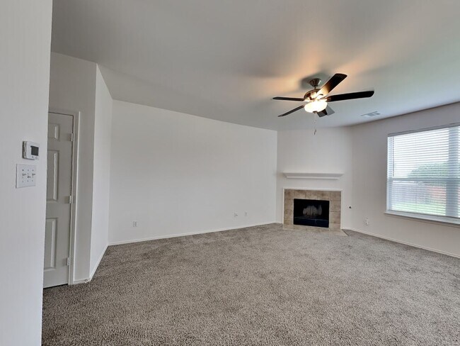 Foto del edificio - MOVE IN READY NOW IN KELLER ISD!
