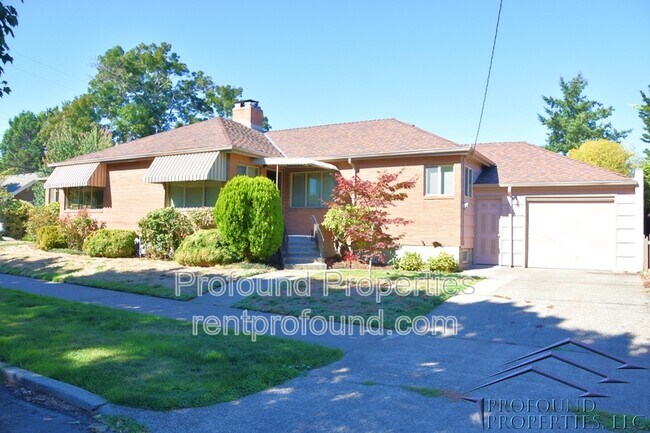 Foto del edificio - 4315 NE Thompson St