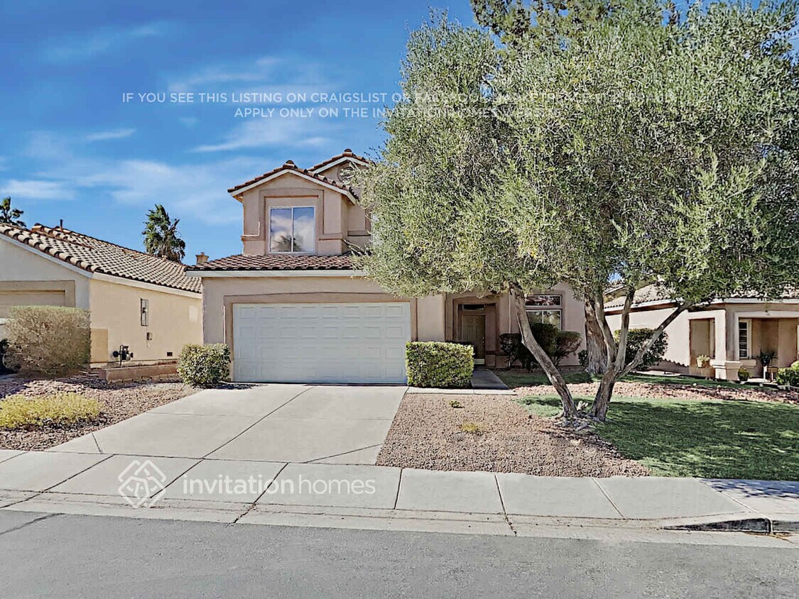 Foto principal - 327 Greenleaf Glen St