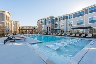 Building Photo - Enclave at Westport