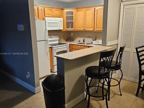 Building Photo - 1100 Salzedo St