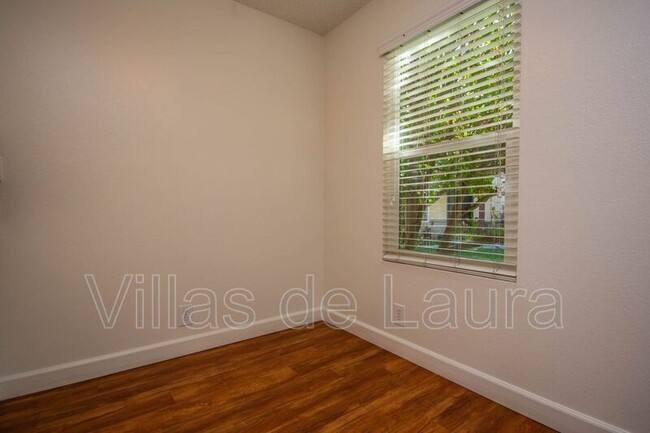 Building Photo - 2330 Paseo De Laura