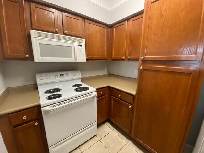 Foto del edificio - 8550 Touchton Rd