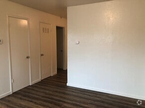 Building Photo - 1367 E San Ramon Ave