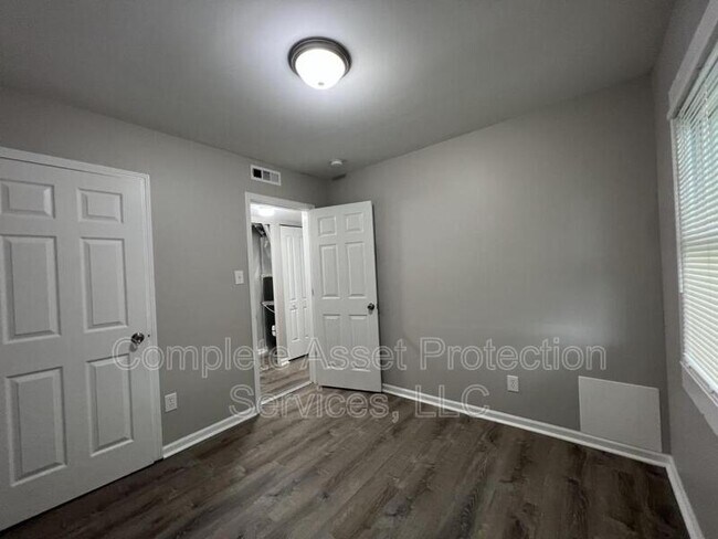 Foto del edificio - 656 Fairview St
