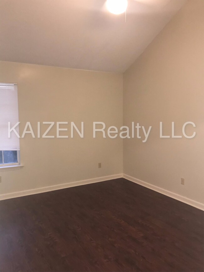 7741 Shadowland Dr, Memphis, TN 38125 House Rental in Memphis, TN