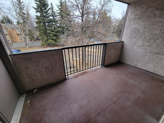 Building Photo - 45 Akins Dr