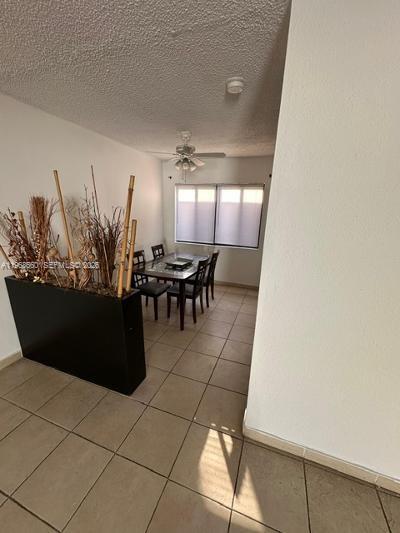 Foto del edificio - 911 80th St