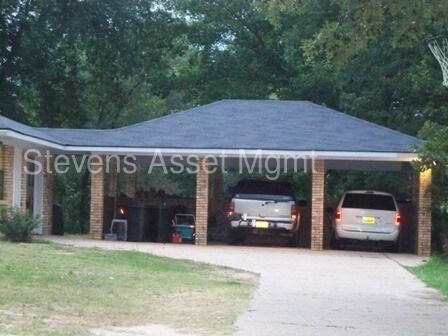 Foto del edificio - 8437 Indian Hills Blvd