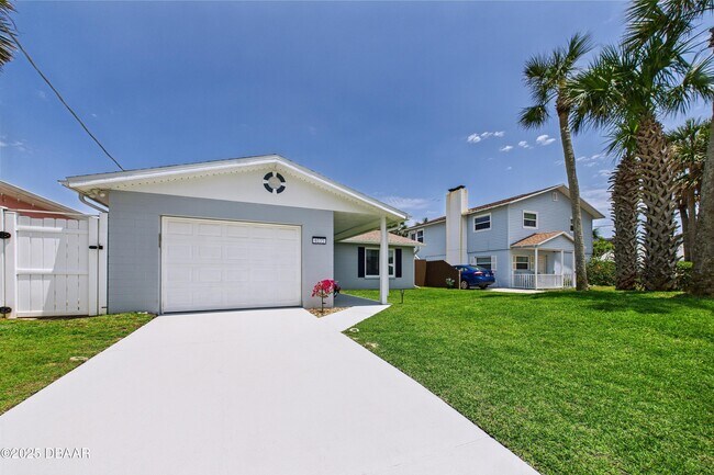 Building Photo - 4035 Oriole Ave