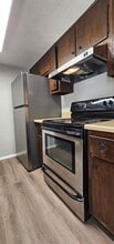 Building Photo - 4420 Flowerdale Ave
