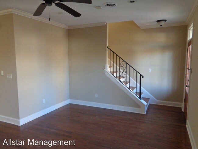 Building Photo - 3 br, 2.5 bath House - 1042 Soleil Drive