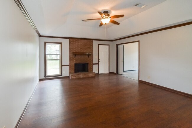 Foto del edificio - Charming 4 Bedroom in Montgomery