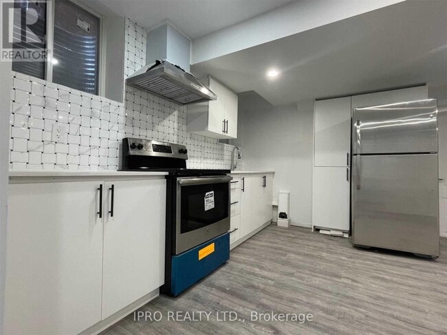 Building Photo - 1524 Leger Wy