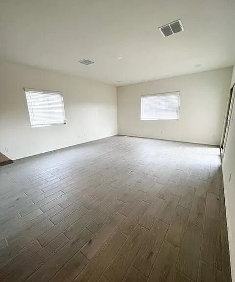 Building Photo - 7409 N 127th Ave
