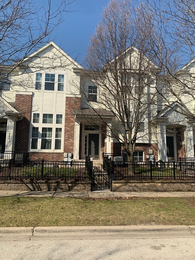 Foto del edificio - 462 Grosvenor Ln