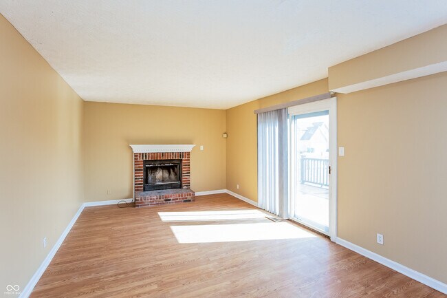 Foto del edificio - 3735 Crickwood Dr