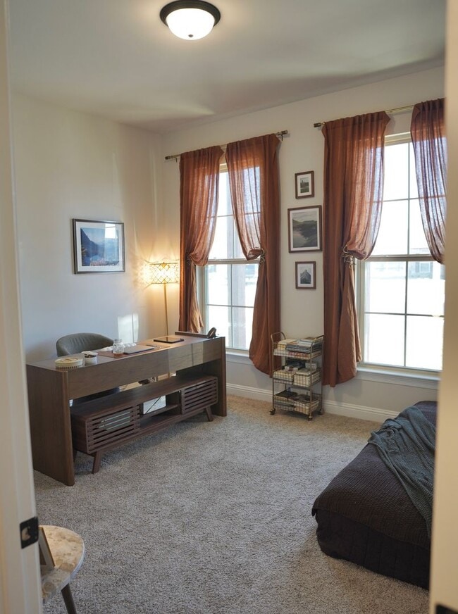 Foto del edificio - 223 St Edmunds Wy