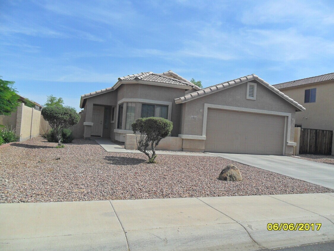 24852 W Huntington Dr, Buckeye, AZ 85326 House Rental in Buckeye, AZ