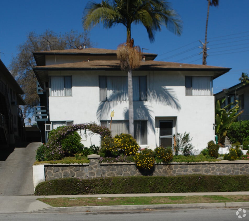 Building Photo - 1644-1650 Huntington Dr