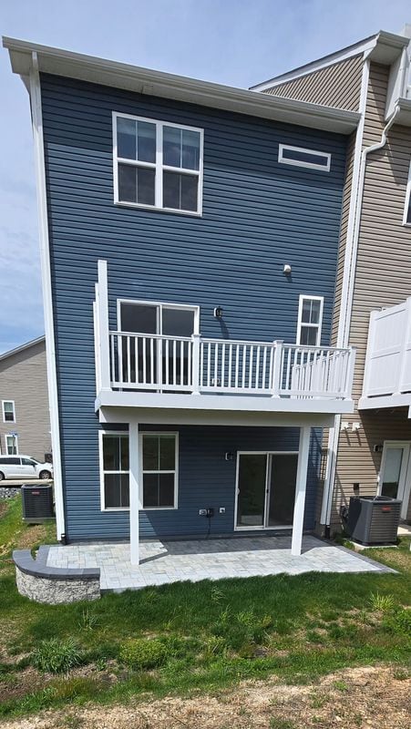 Foto del edificio - 1605 Aster Ln