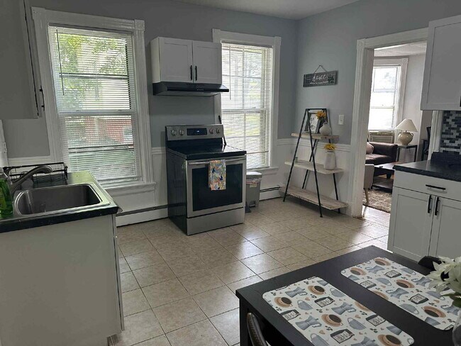 Building Photo - 73 Greenhill Parkway Unit 1R Worcester, MA 01605