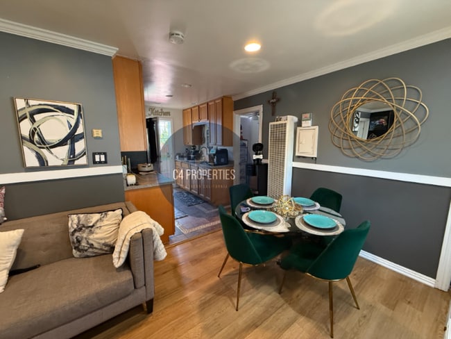 Foto del edificio - 315 Lado De Loma Dr